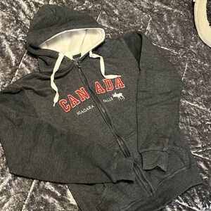 🍁Canada zip up hoodie🍁